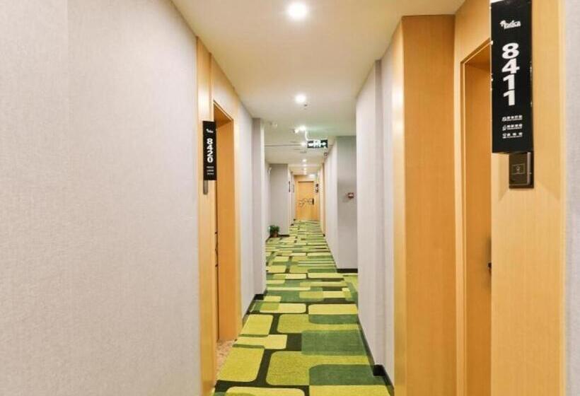 Vatica Hotel Hefei Yaohai Longgang Subway Station