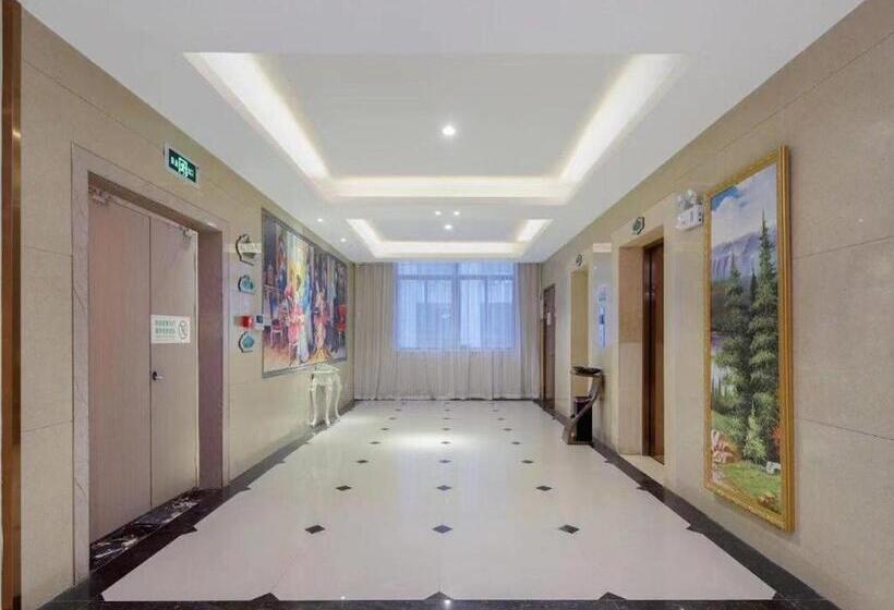 Vienna Hotel Anhui Chizhou Changjiang South Road