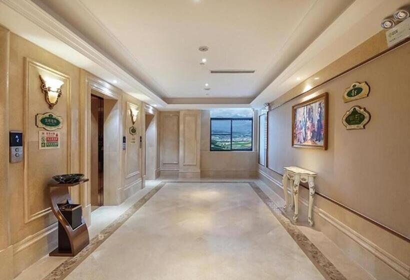 Vienna Hotel Anhui Chuzhou Government Affairs Center