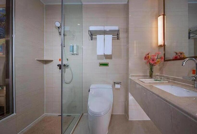 Vienna Hotel Bishan Central Street