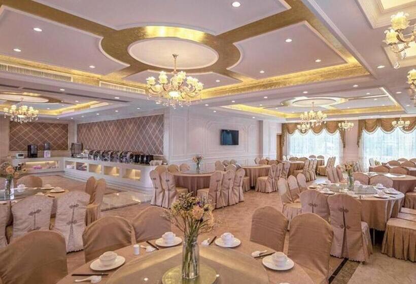 Vienna Hotel Guangdong Chaozhou Chaoshan High Speed Railway Station