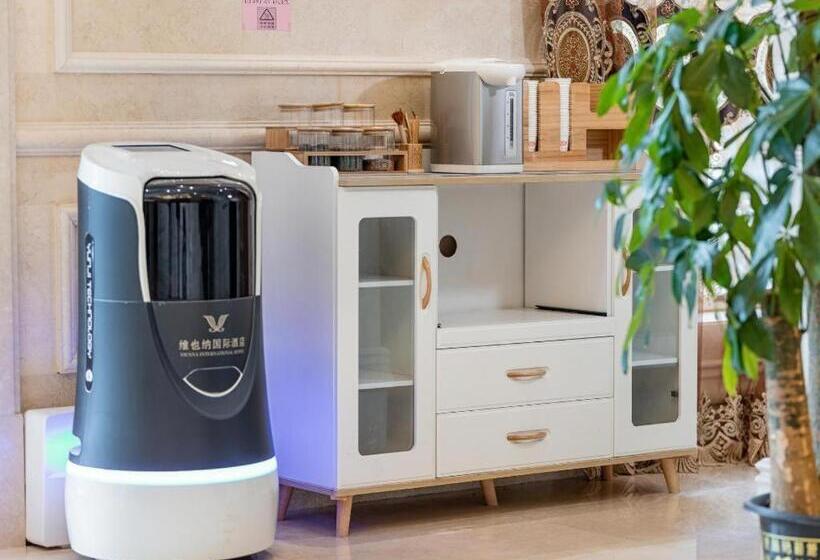 Vienna Hotel Guangdong Shaoguan Ruyuan Yao Cultural Square