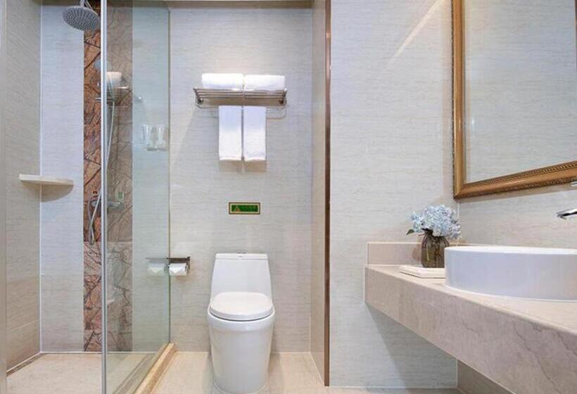 Vienna Hotel Jiangsu Kunshan Changjiang North Road Fenghuangcheng