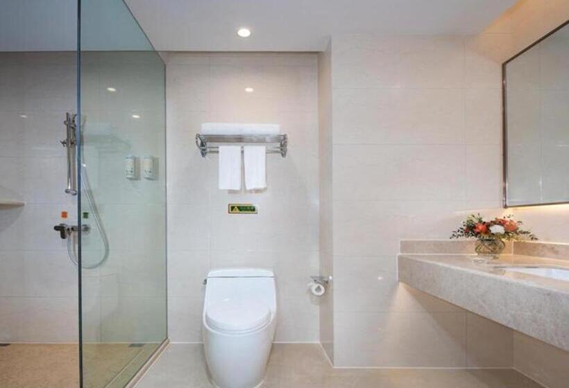 Vienna Hotel Jiangxi Yongxin Shizheng Square