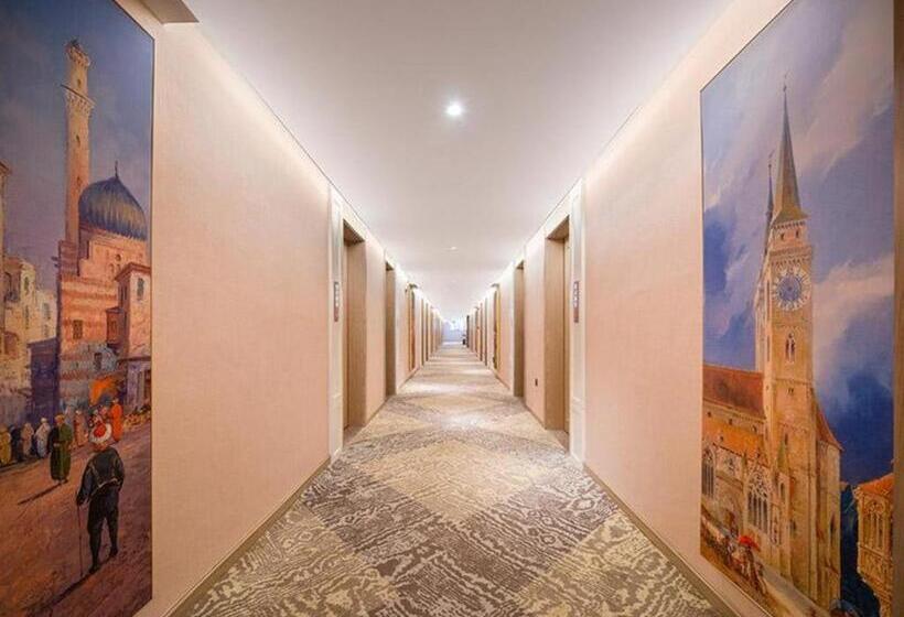 Vienna Hotel Lincang New Asia Pacific Times Square