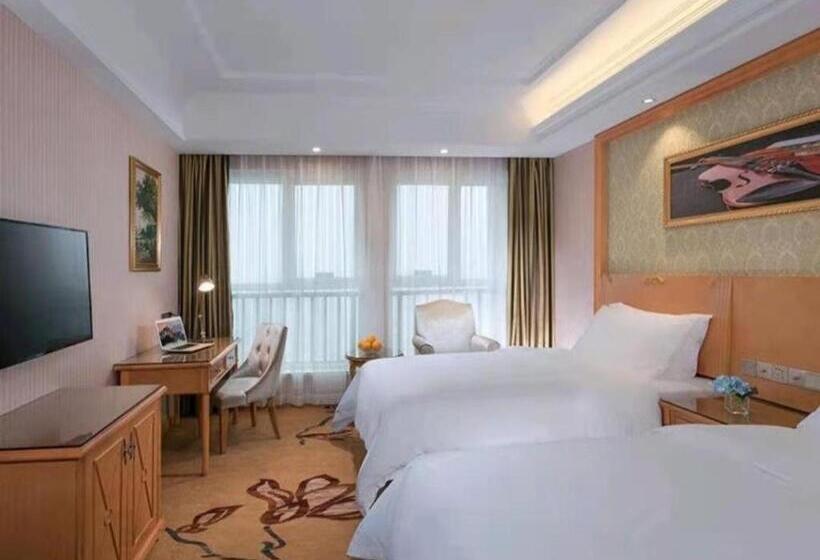 Vienna Hotel Nanchang New Grand Hongcheng Market Xianghu 1st Hospital