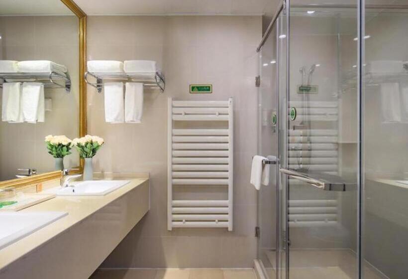 Vienna Hotel Qingdao Oriental Yingdu Sunac Xingguangdao