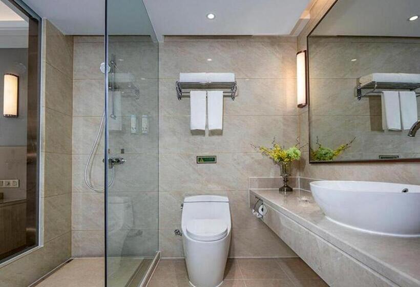 Vienna Hotel Shaanxi Hanzhong Central Square High Speed Railway Station