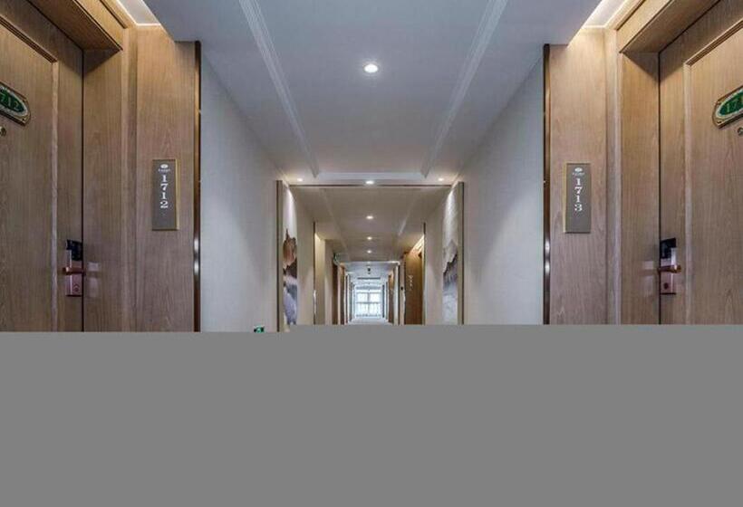 Vienna Hotel Shaanxi Hanzhong Central Square High Speed Railway Station