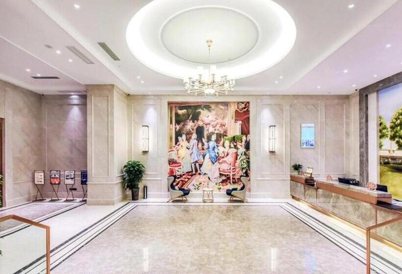 Vienna Hotel Sichuan Hejiang Yangtze River Bridge