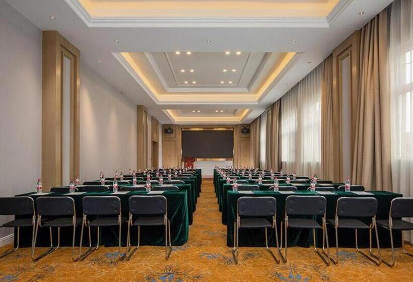 Vienna Hotel Tianjin Chentangzhuang Metro Station