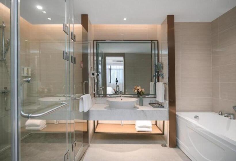 Vienna Hotel Wuhu Ruifeng Shangbo City