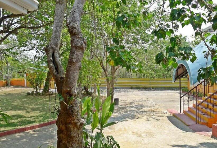 Abrassi Hotel And Restaurant