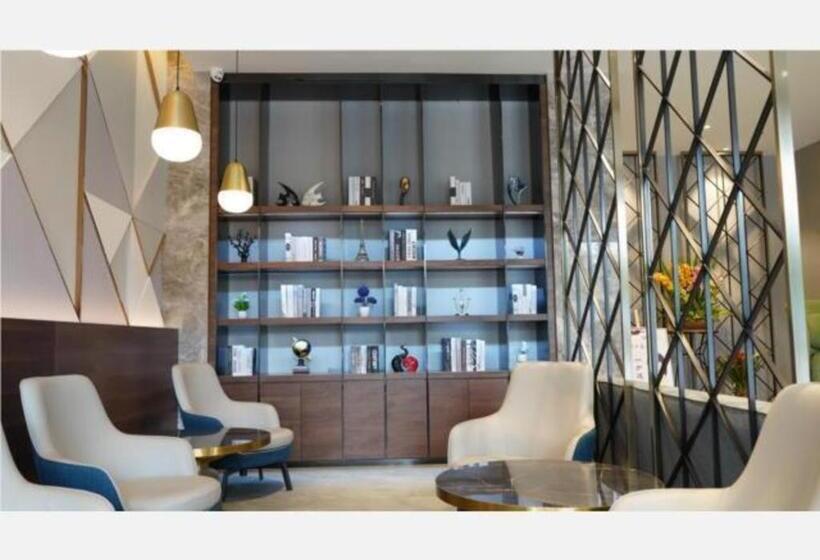 Borrman Hotel Huanggang Qichun Qichang Avenue Rt Mart