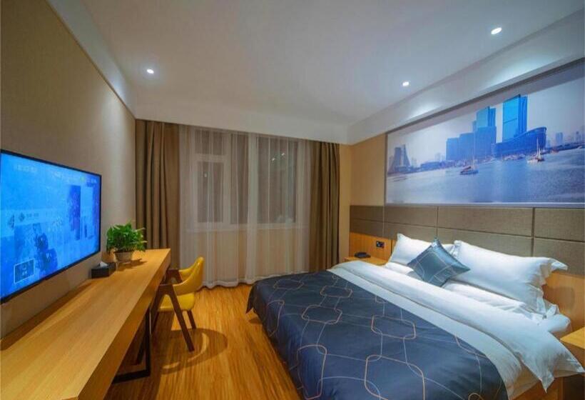 Chonpines Hotel·rizhao Yingbing Road Rt Mart