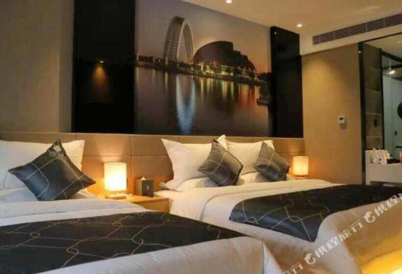 Chonpines Hotel·s Liaocheng City Centre Wuxing Department Store