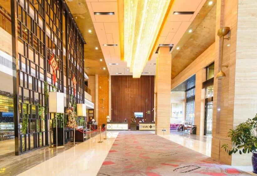 Chonpines Hotels·qianxi Shuixi