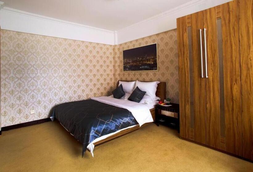 Chonpines Hotels·xining Qingzang Building