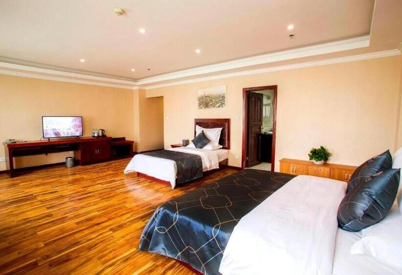 Chonpines Hotels·xining Qingzang Building