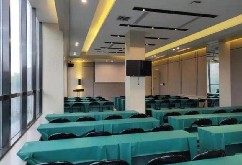 Echarm Hotel Changchun Yiqi Automotive Trade City Wanda