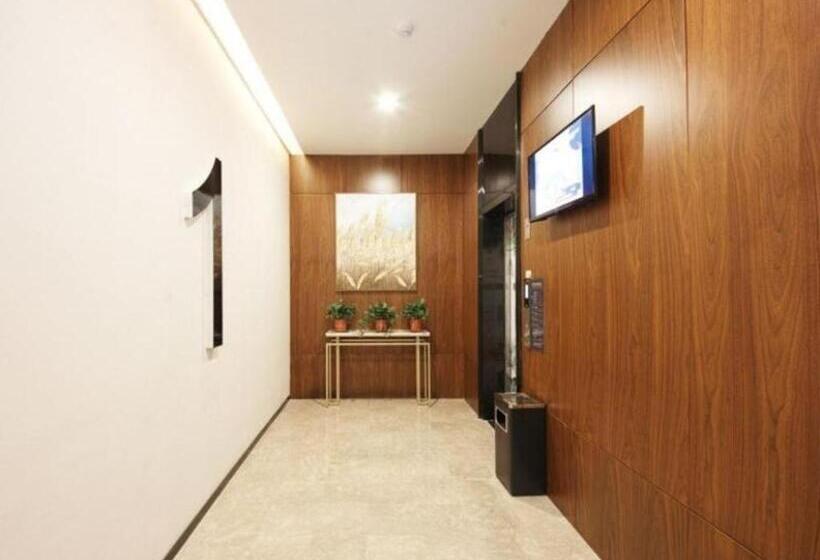 Gem Hotel Hefei Feidong County Buhe Longquan Xi Road