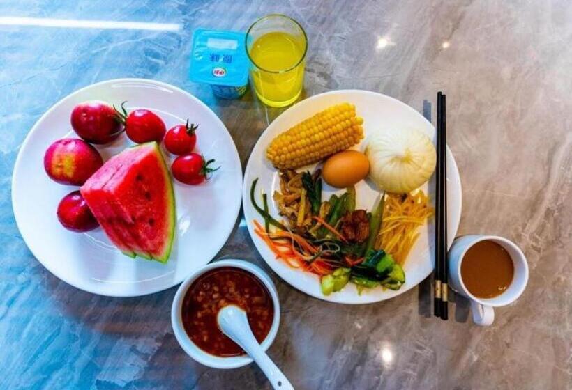 Gya Hotel Dingxi Lintao County East Bus Station