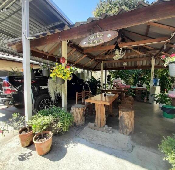 فندق Banaunirukchiangrai