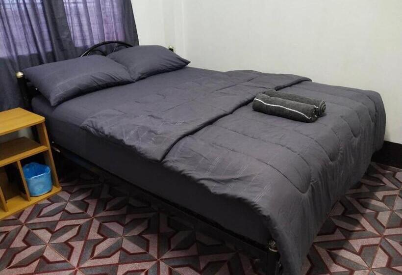 酒店 Chainarong Road