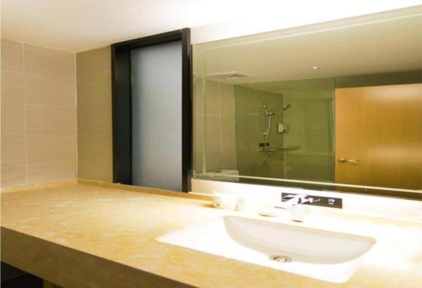 Отель City Comfort Inn Baise Forest Central City Hengji Plaza