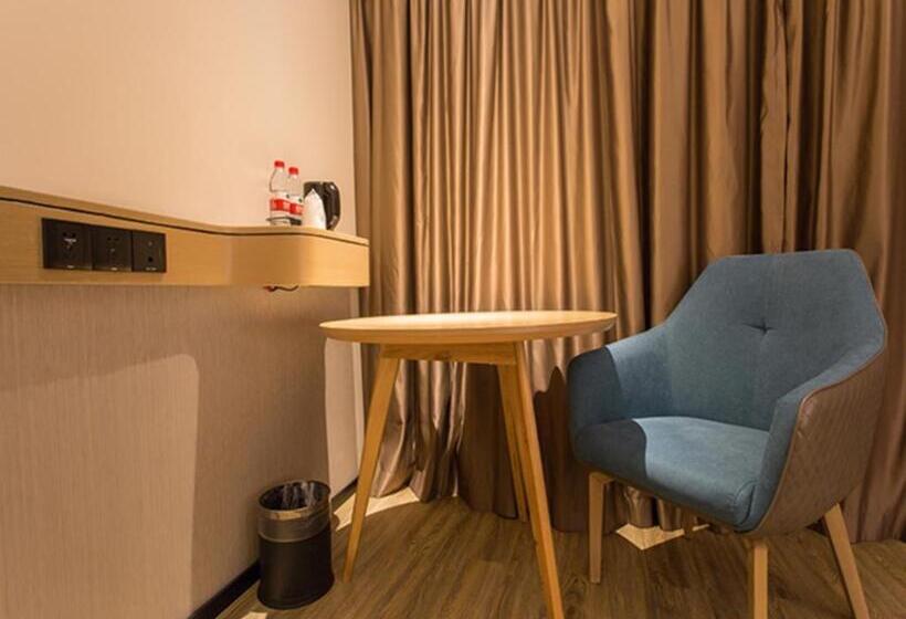 בית מלון כפרי City Comfort Inn Baise High Speed Railway Station