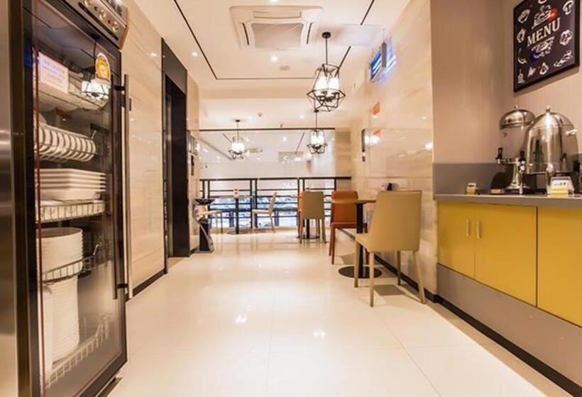 Отель City Comfort Inn Beihai Yintan International Ferry Terminal