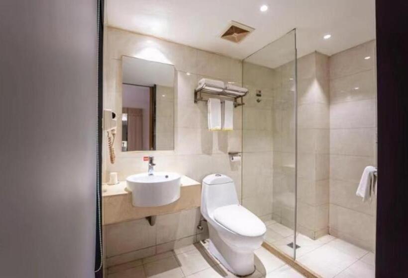 Отель City Comfort Inn Changsha Wanjiali Mawangdui Metro Station