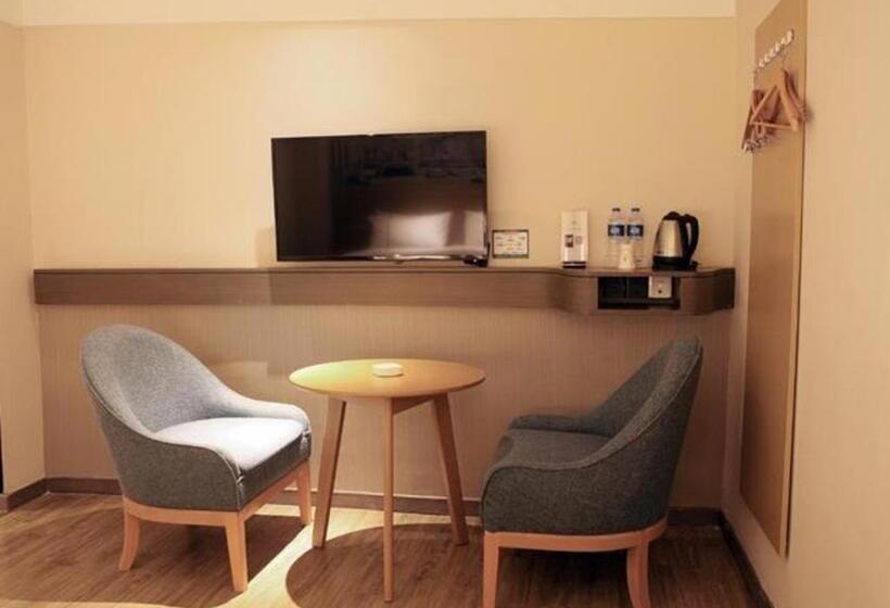 호텔 City Comfort Inn Changsha Yuelu Mountain Orange Island Head