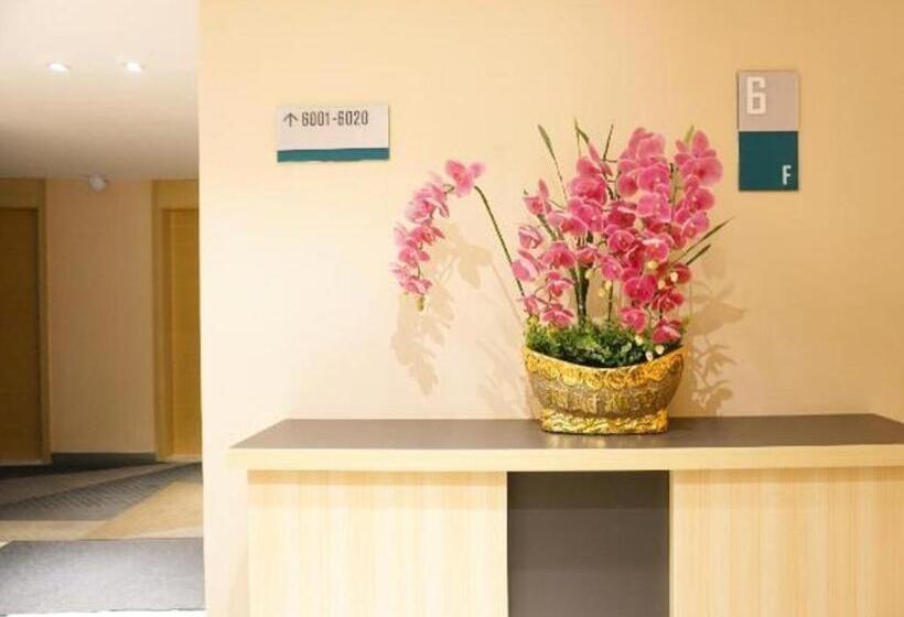 Отель City Comfort Inn Dongguan Shilong Huixing Commercial Center