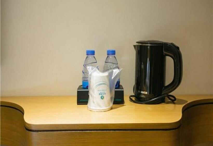 Отель City Comfort Inn Dongguan Xiping Metro Station