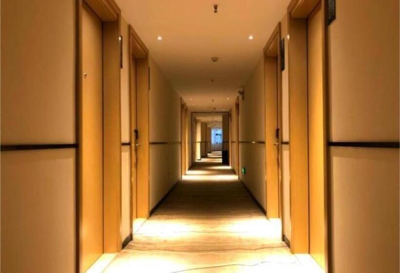 호텔 City Comfort Inn Ezhou Hengda