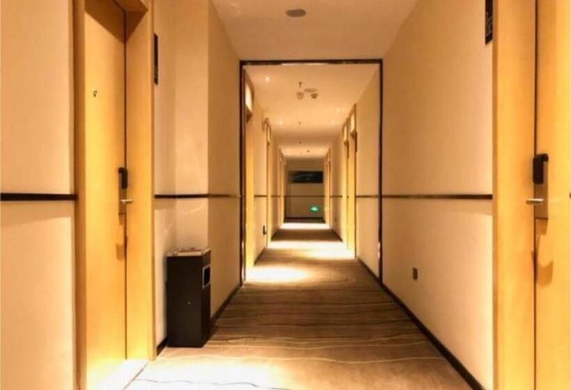 호텔 City Comfort Inn Ezhou Hengda