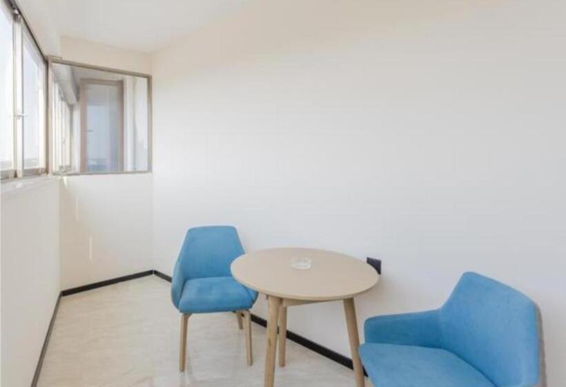 Отель City Comfort Inn Foshan Shishan Square