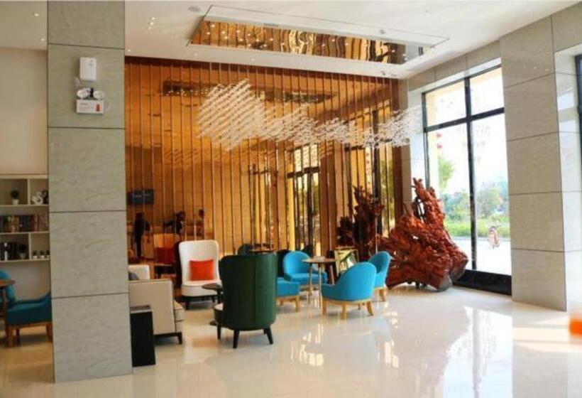 호텔 City Comfort Inn Fuzhou Wanda Plaza Gandong Motor City