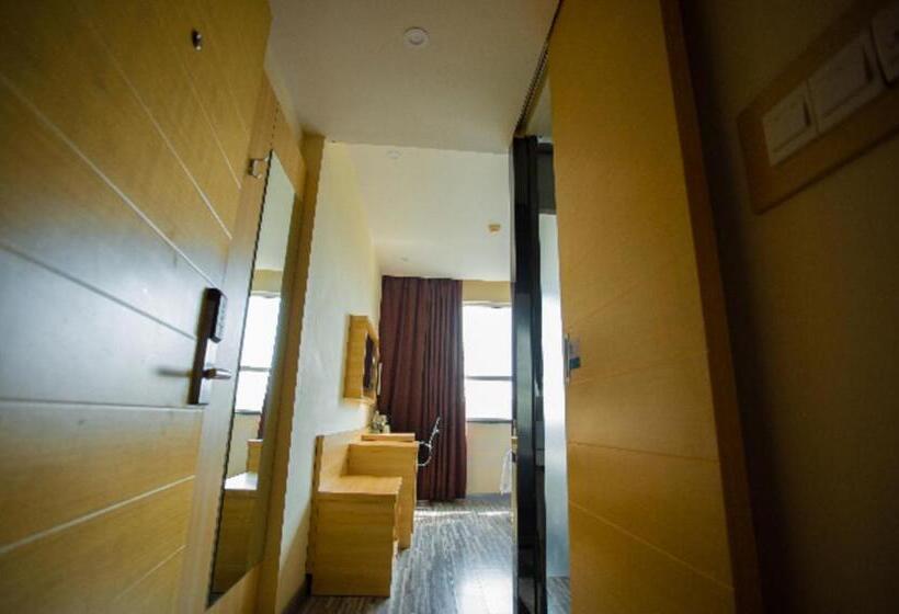 酒店 City Comfort Inn Ganzhou Railway Station