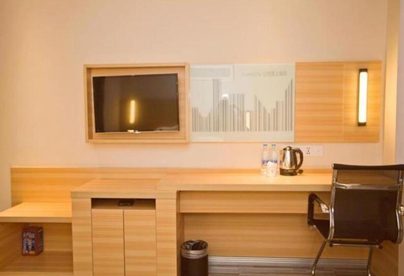 호텔 City Comfort Inn Guanghan Sanxingdui Bailun Plaza