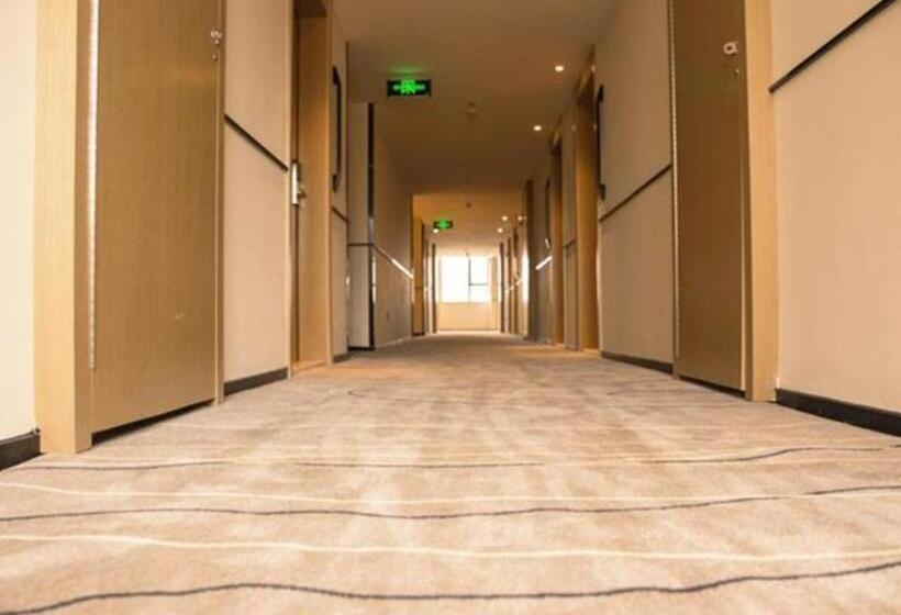 فندق City Comfort Inn Guigang Hecheng Wanda Plaza