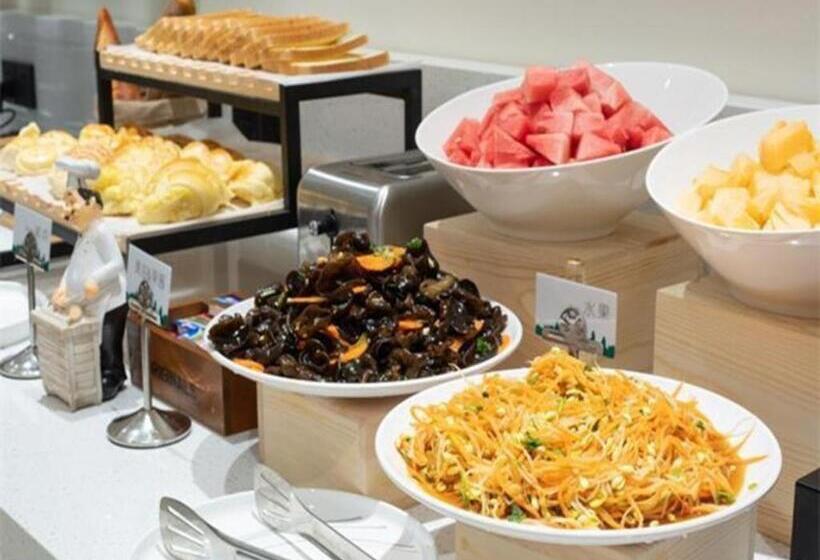 ホテル City Comfort Inn Haikou Xiuying District Wanda Plaza