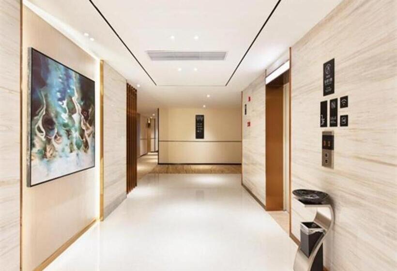 ホテル City Comfort Inn Haikou Xiuying District Wanda Plaza