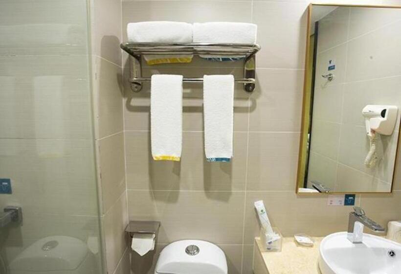 Отель City Comfort Inn Huanggang Huangmei Passenger Station