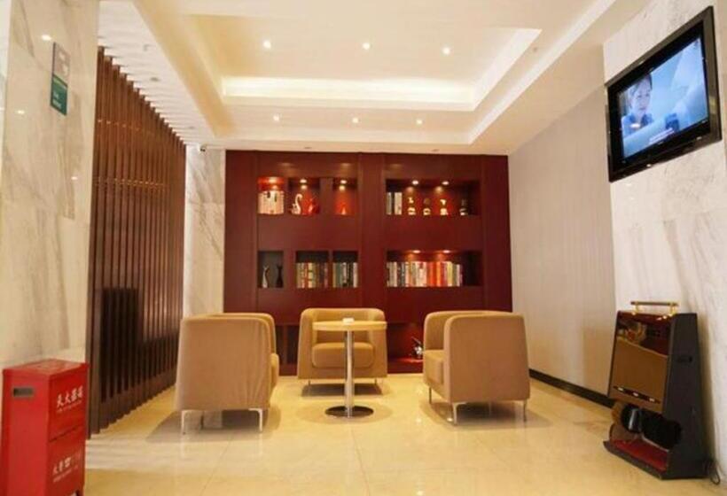 Отель City Comfort Inn Huanggang Huangmei Passenger Station