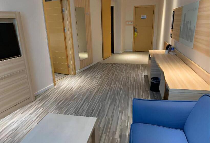 호텔 City Comfort Inn Huanggang Tuanfeng Passenger