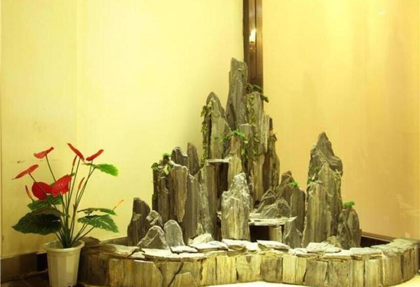 Отель City Comfort Inn Huangshi Wanda Plaza Huashan Road