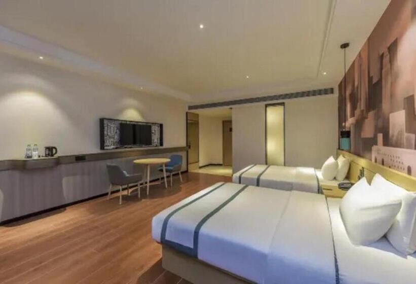 בית מלון כפרי City Comfort Inn Jiangmen Taishan Pedestrian Street