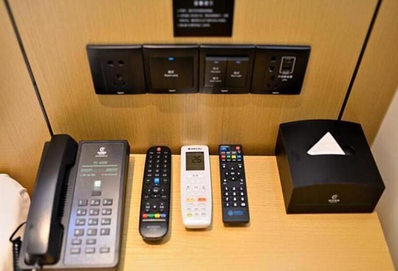 Hotel City Comfort Inn Kunming High Speed Railway South Station Yongxin Harvard